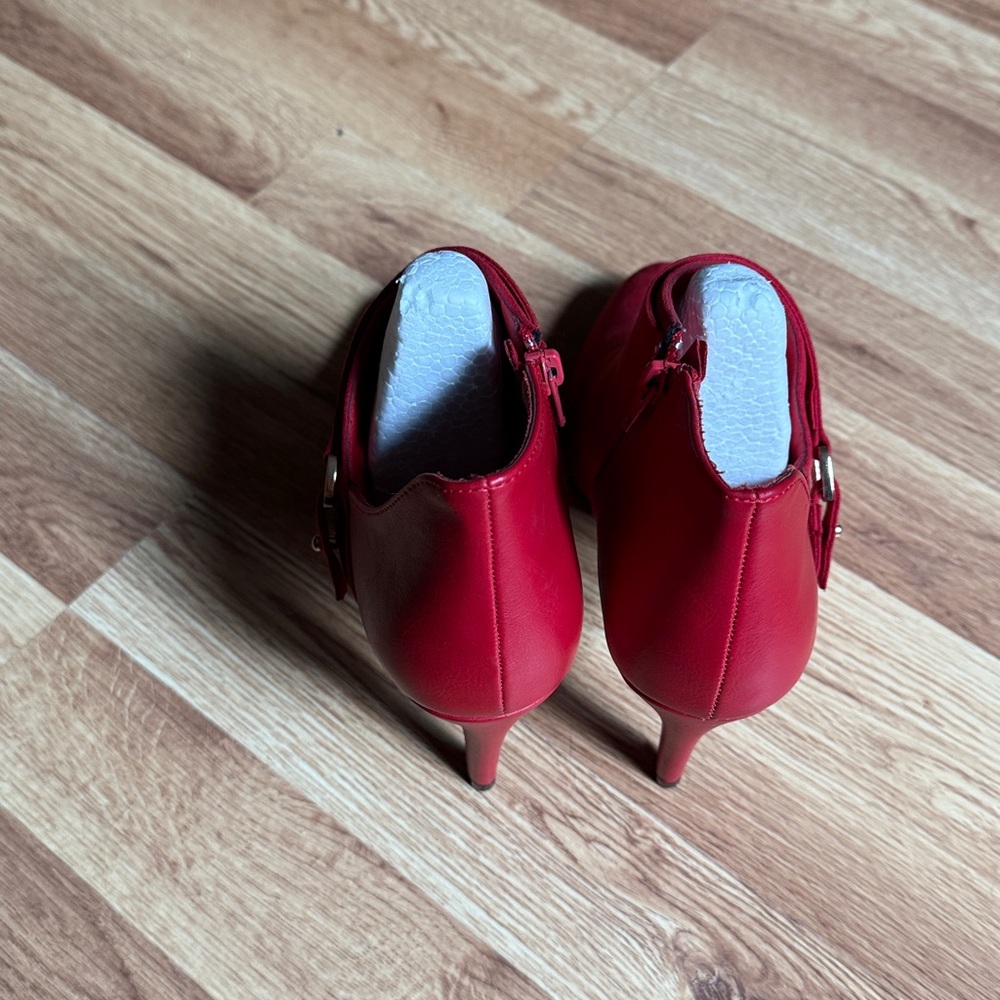 Ellen Tracy Red Ankle Booties - image 3